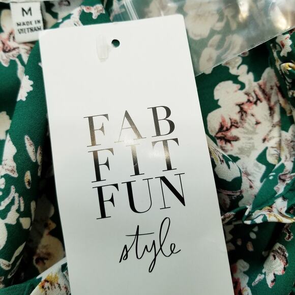 NWT's - Collective Concepts Multicolor Floral Button Up Blouse 3/4 Sleeves Sz M - Picture 12 of 14